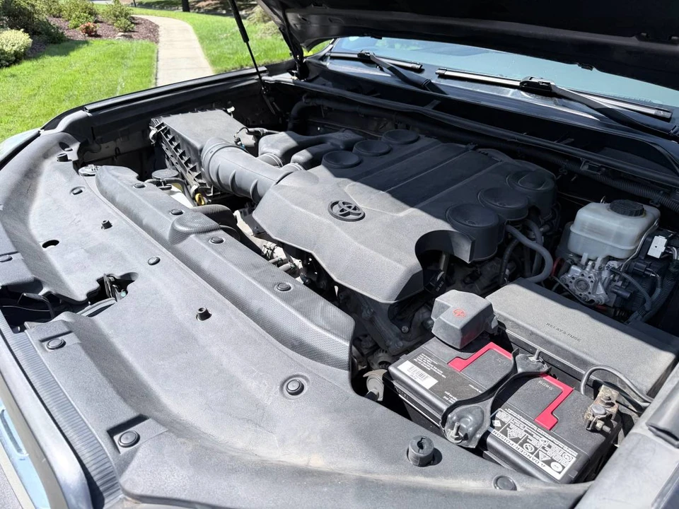 2012 Toyota 4Runner 5th Gen - Image 16 of 18