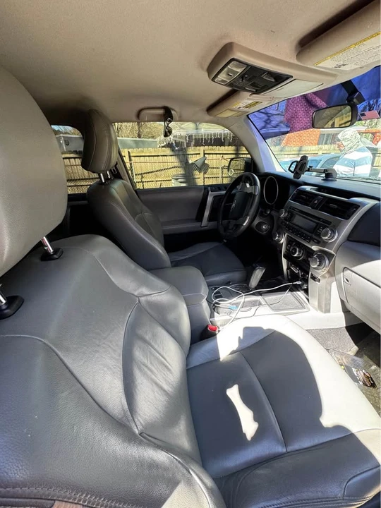 2012 Toyota 4Runner 5th Gen - Image 10 of 17