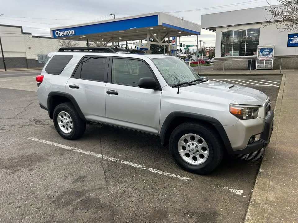 2012 Toyota 4Runner 5th Gen - Image 2 of 20