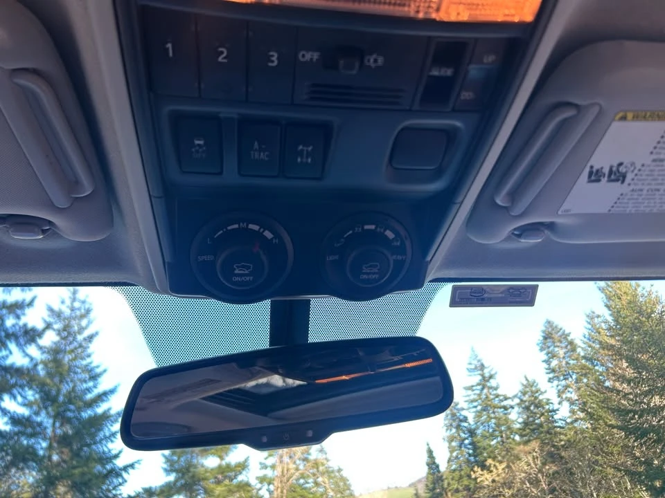 2012 Toyota 4Runner 5th Gen - Image 15 of 20