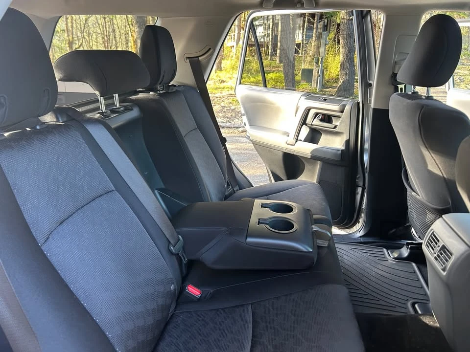 2012 Toyota 4Runner 5th Gen - Image 11 of 20