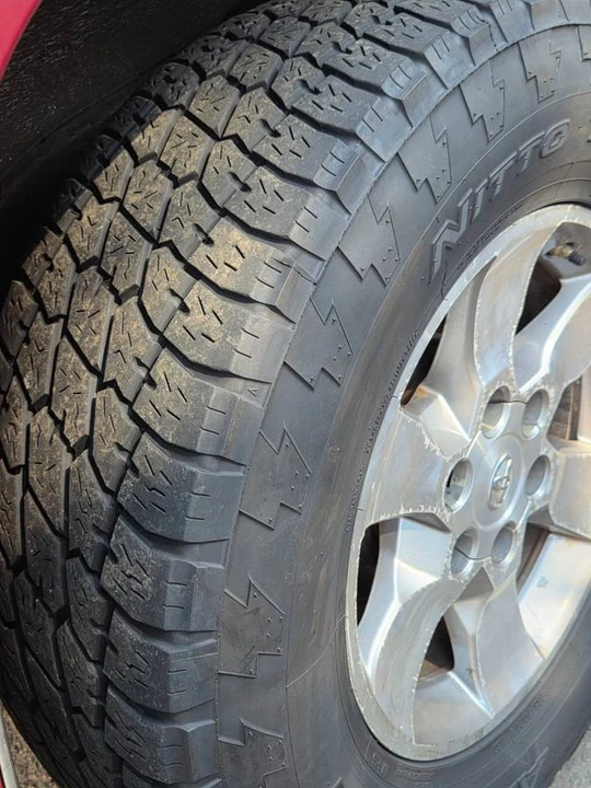 2012 Toyota 4Runner 5th Gen - Image 13 of 15