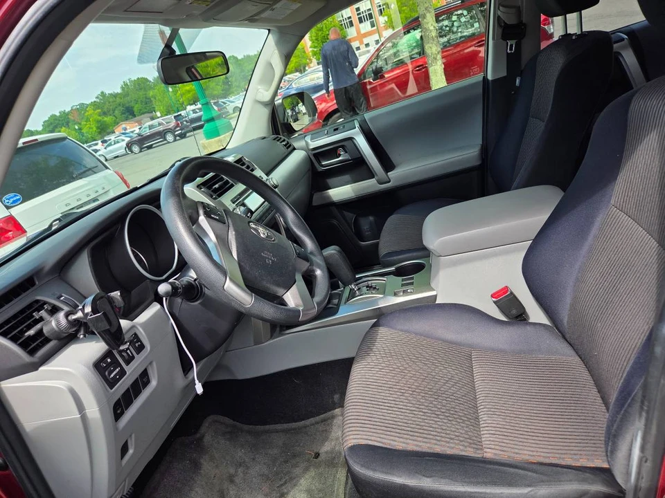 2012 Toyota 4Runner 5th Gen - Image 8 of 15