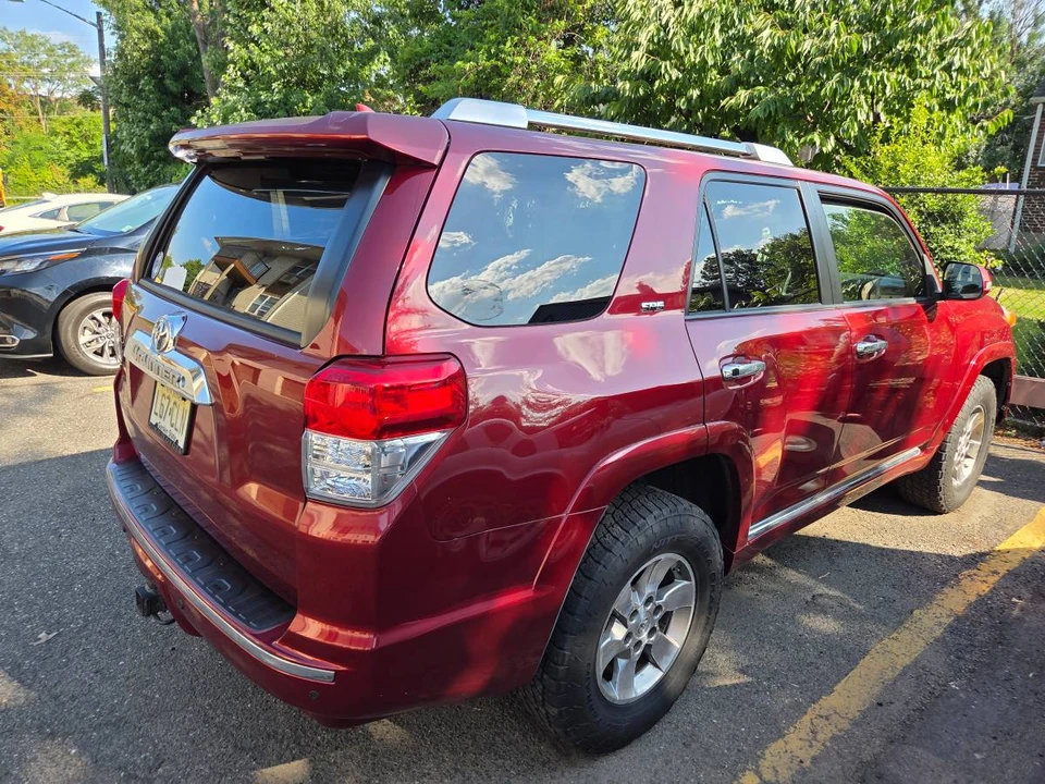 2012 Toyota 4Runner 5th Gen - Image 11 of 15