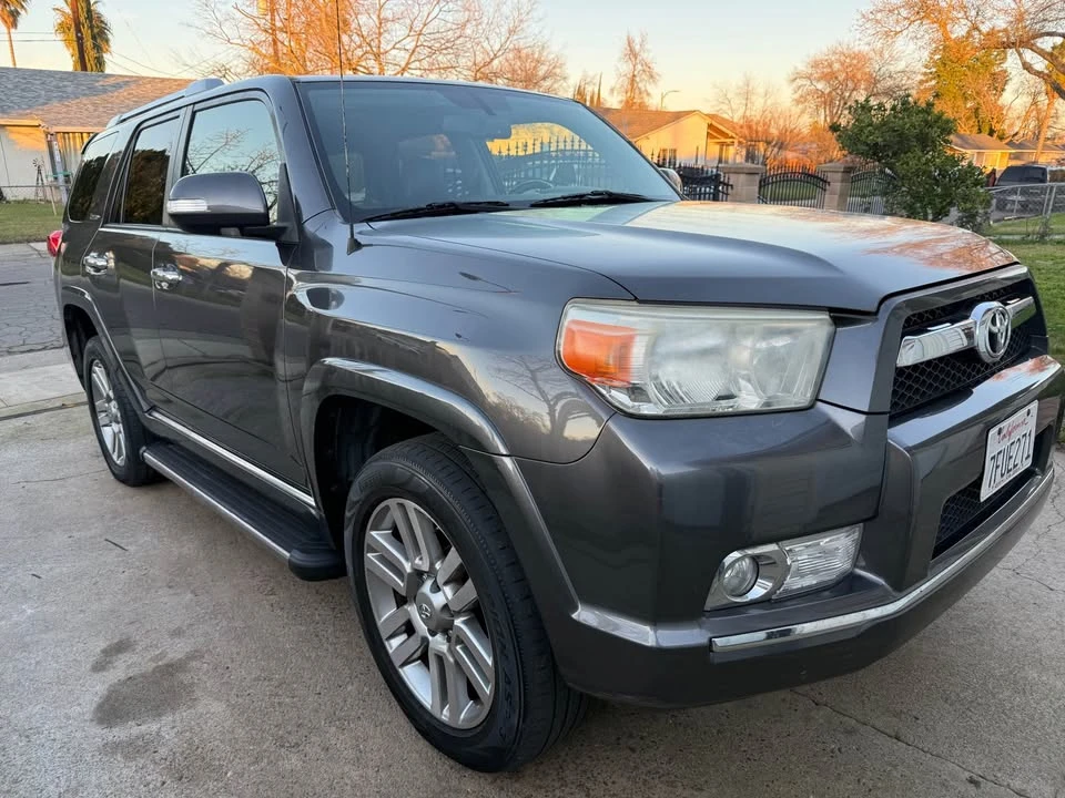 2012 Toyota 4Runner 5th Gen - Image 2 of 5