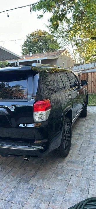 2012 Toyota 4Runner 5th Gen - Image 5 of 8