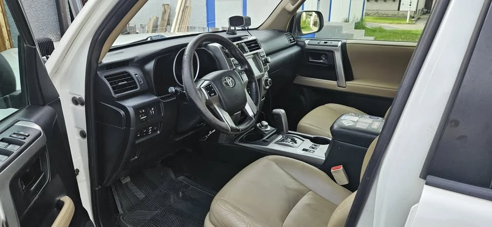 2012 Toyota 4Runner 5th Gen - Image 8 of 17