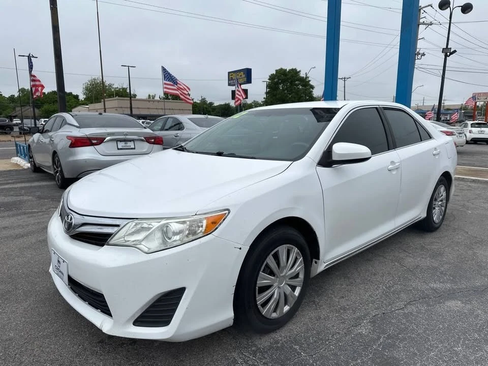 2012 Toyota Camry 7th Gen - Image 3 of 17