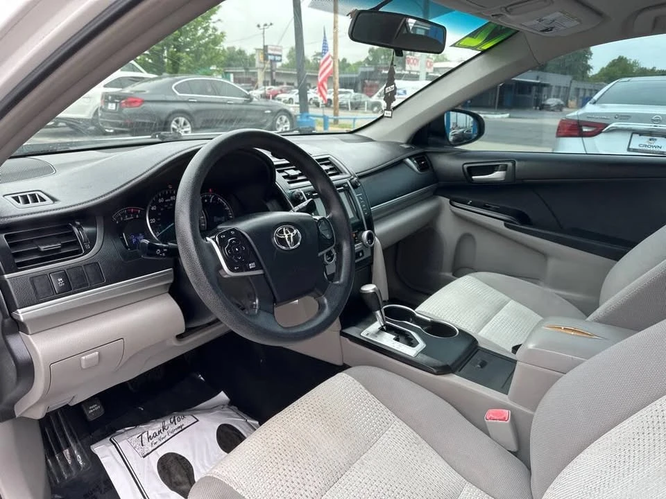 2012 Toyota Camry 7th Gen - Image 12 of 17