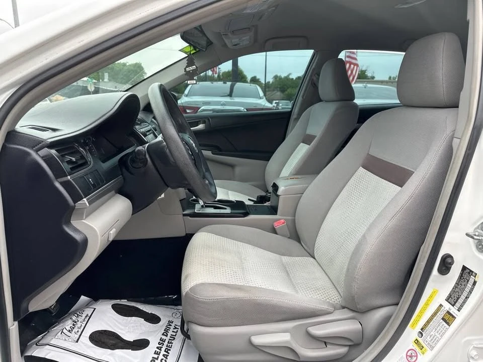 2012 Toyota Camry 7th Gen - Image 13 of 17
