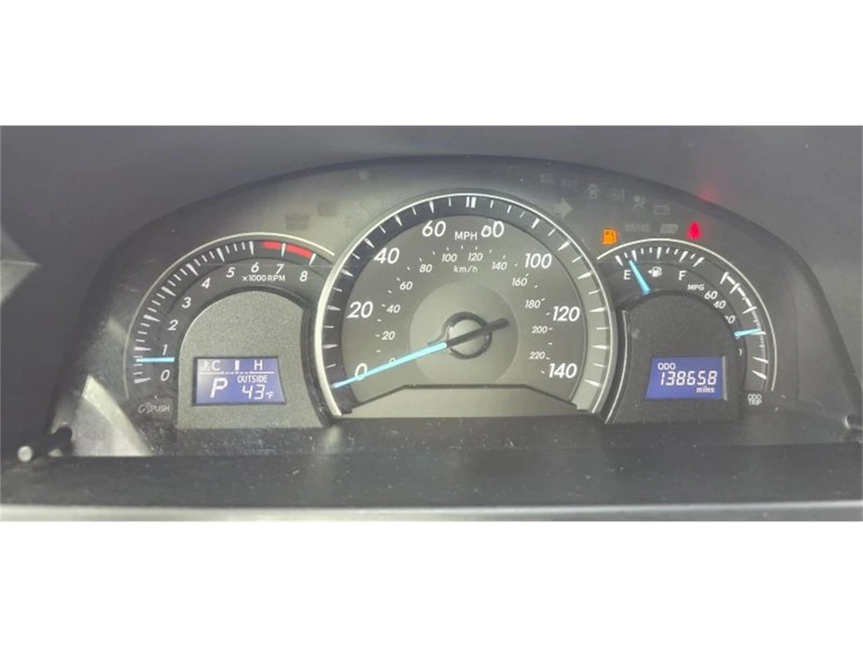 2012 Toyota Camry 7th Gen - Image 16 of 17