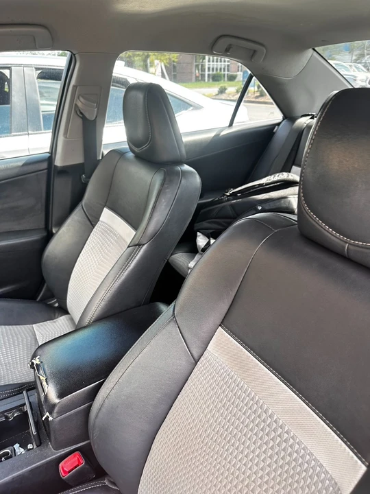 2012 Toyota Camry 7th Gen - Image 15 of 17