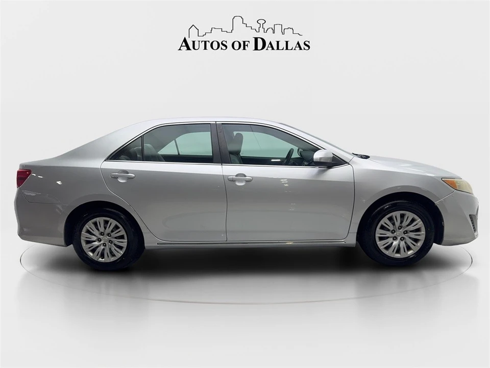 2012 Toyota Camry 7th Gen - Image 10 of 12