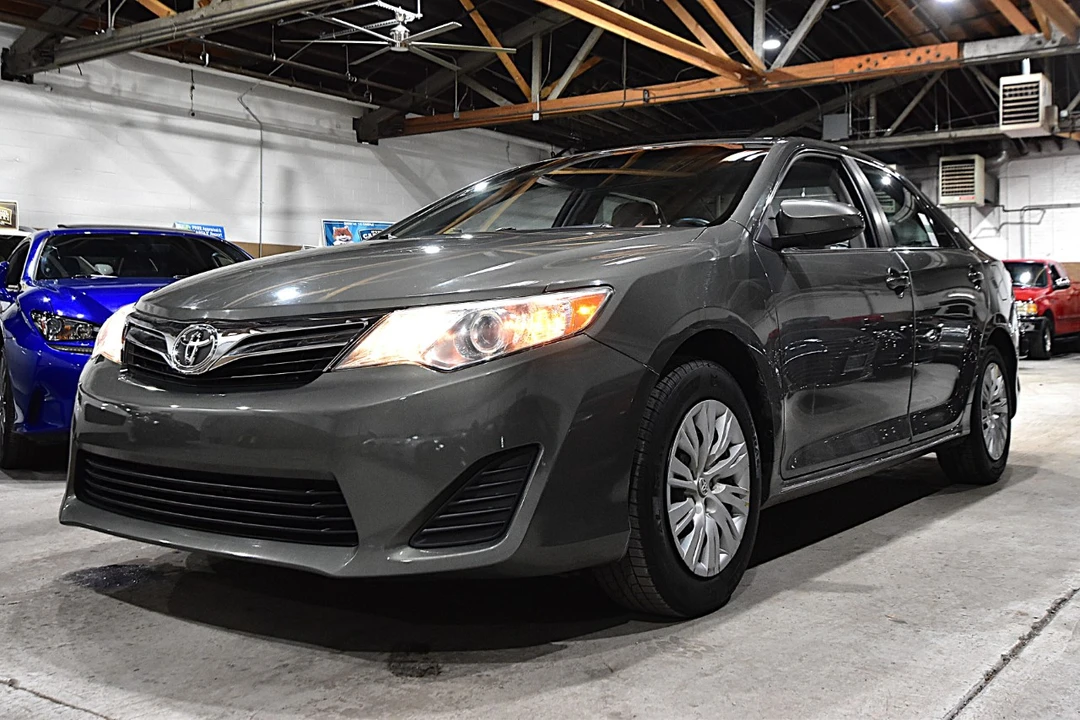2012 Toyota Camry 7th Gen - Image 6 of 21
