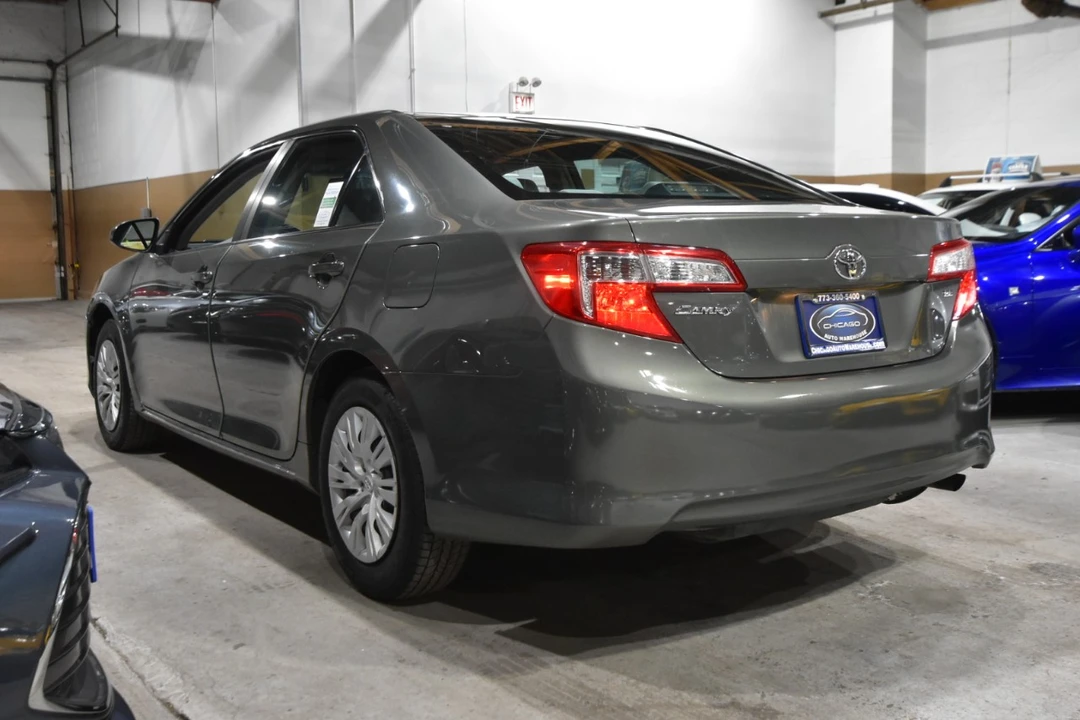 2012 Toyota Camry 7th Gen - Image 9 of 21