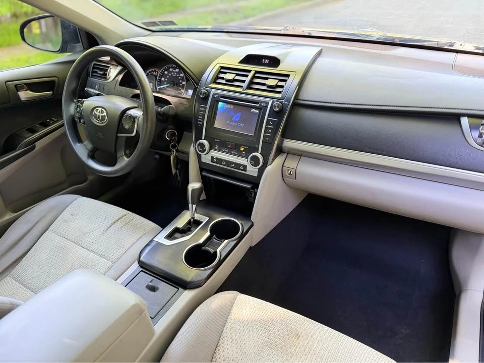 2012 Toyota Camry 7th Gen - Image 6 of 10