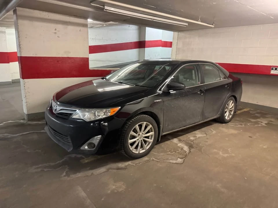 2012 Toyota Camry 7th Gen - Image 2 of 3