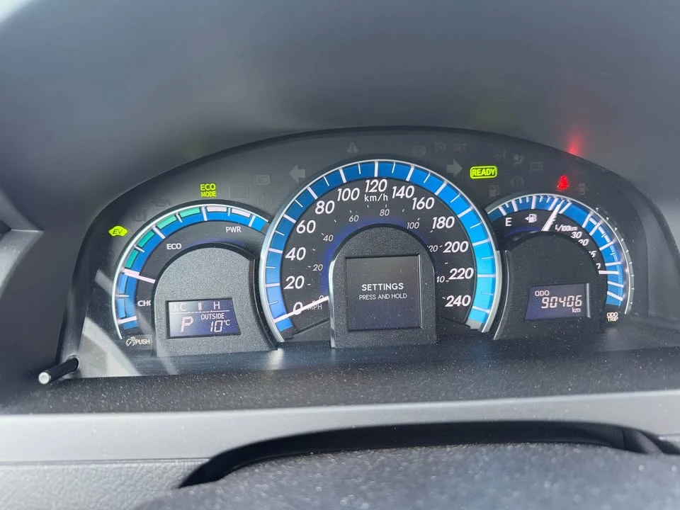 2012 Toyota Camry 7th Gen - Image 5 of 7