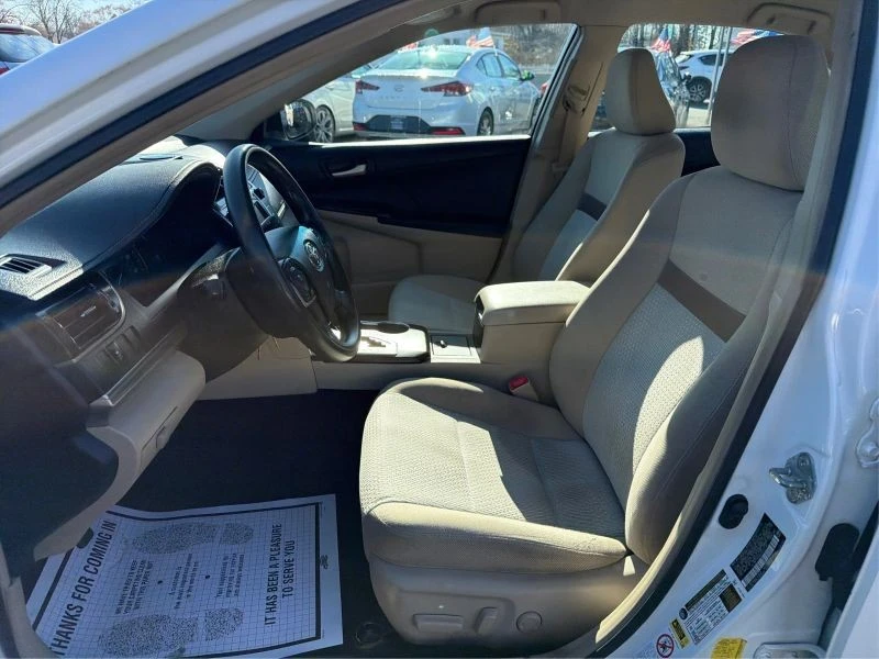 2012 Toyota Camry 7th Gen - Image 9 of 12