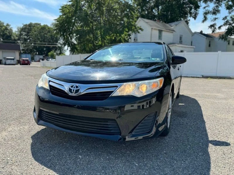 2012 Toyota Camry 7th Gen - Image 2 of 12
