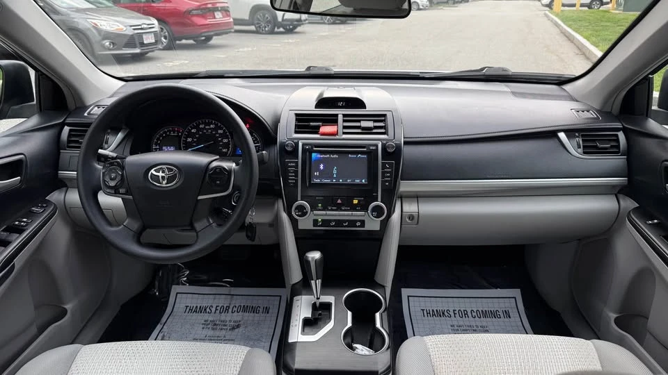 2012 Toyota Camry 7th Gen - Image 12 of 15