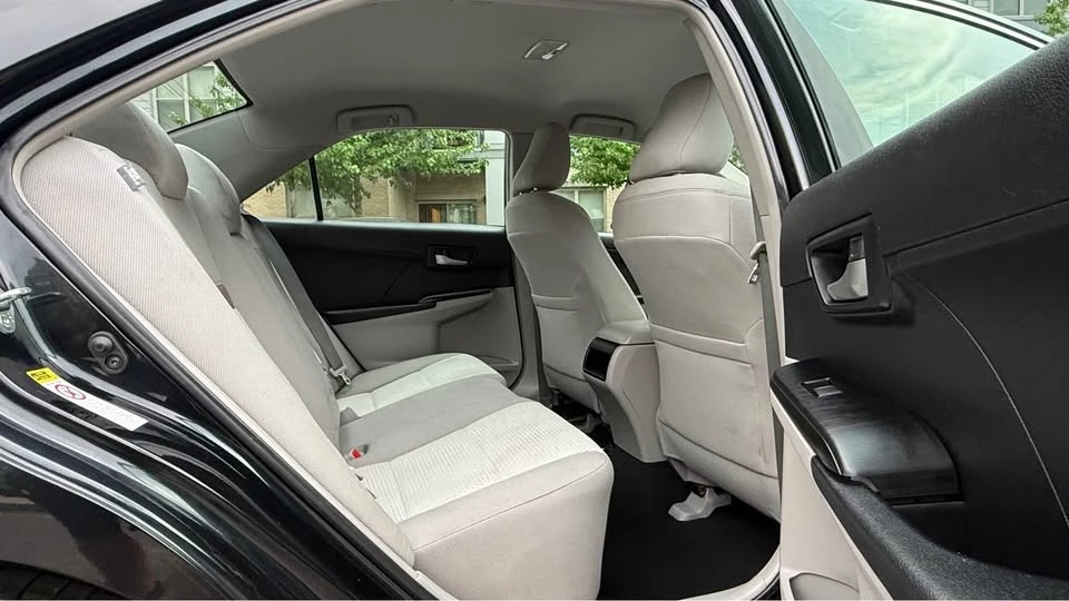 2012 Toyota Camry 7th Gen - Image 10 of 15