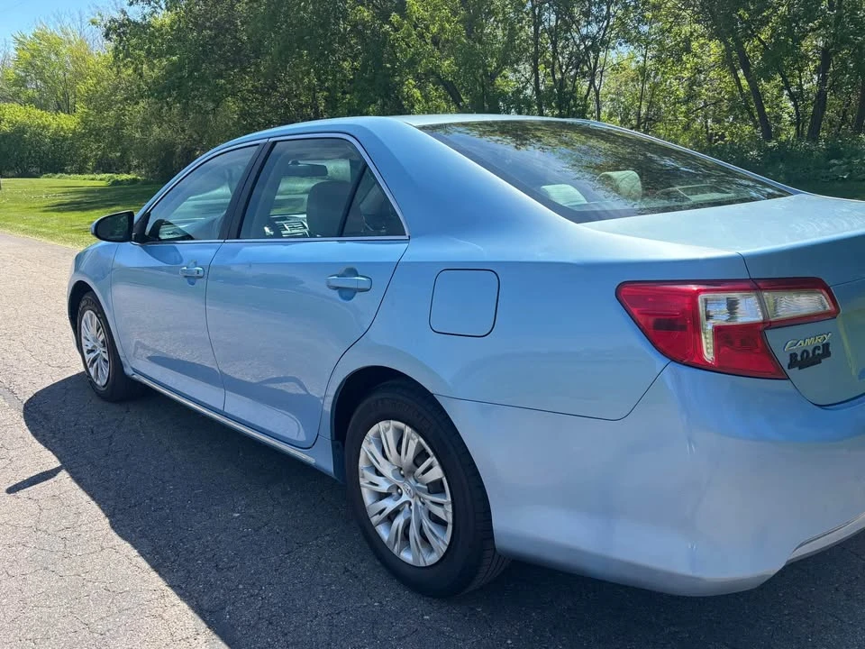 2012 Toyota Camry 7th Gen - Image 6 of 17
