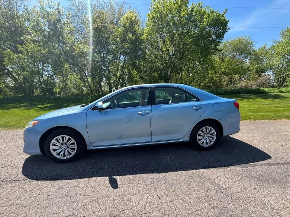 2012 Toyota Camry 7th Gen - Image 5 of 17