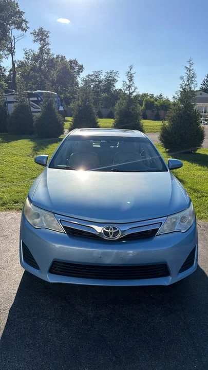 2012 Toyota Camry 7th Gen - Image 2 of 4