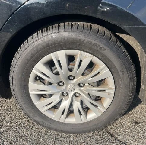 2012 Toyota Camry 7th Gen - Image 20 of 21