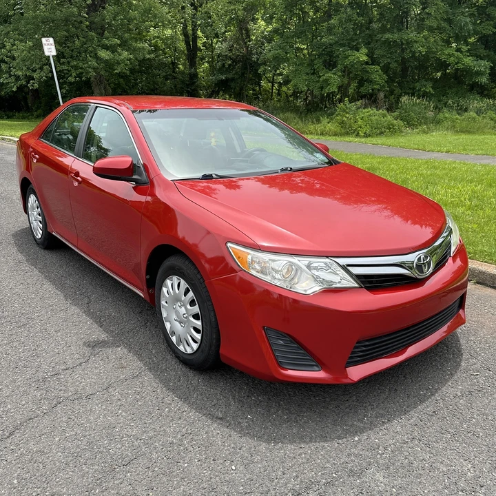 2012 Toyota Camry 7th Gen - Image 13 of 21
