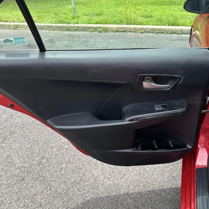 2012 Toyota Camry 7th Gen - Image 18 of 21