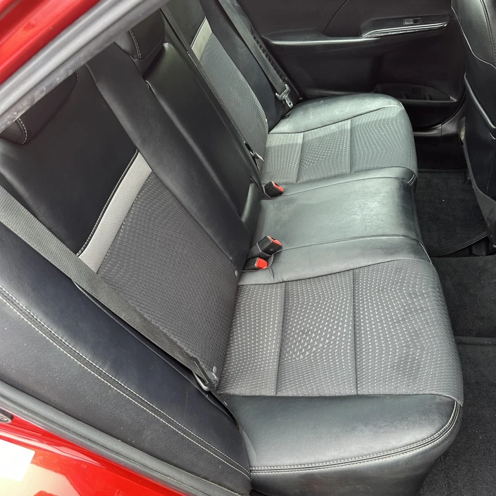 2012 Toyota Camry 7th Gen - Image 24 of 31