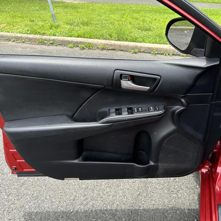 2012 Toyota Camry 7th Gen - Image 14 of 21