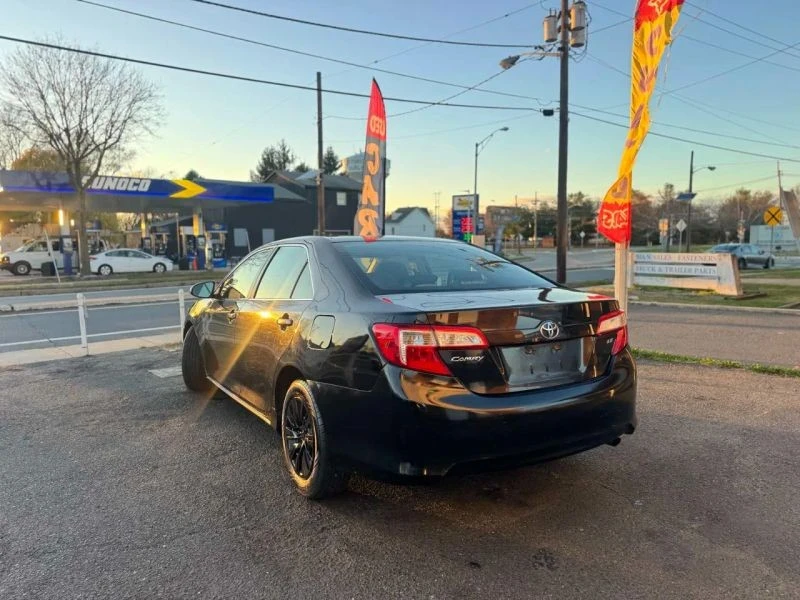 2012 Toyota Camry 7th Gen - Image 11 of 12