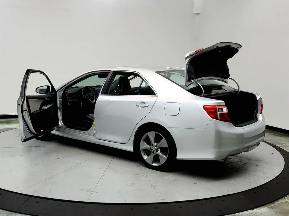 2012 Toyota Camry 7th Gen - Image 12 of 12