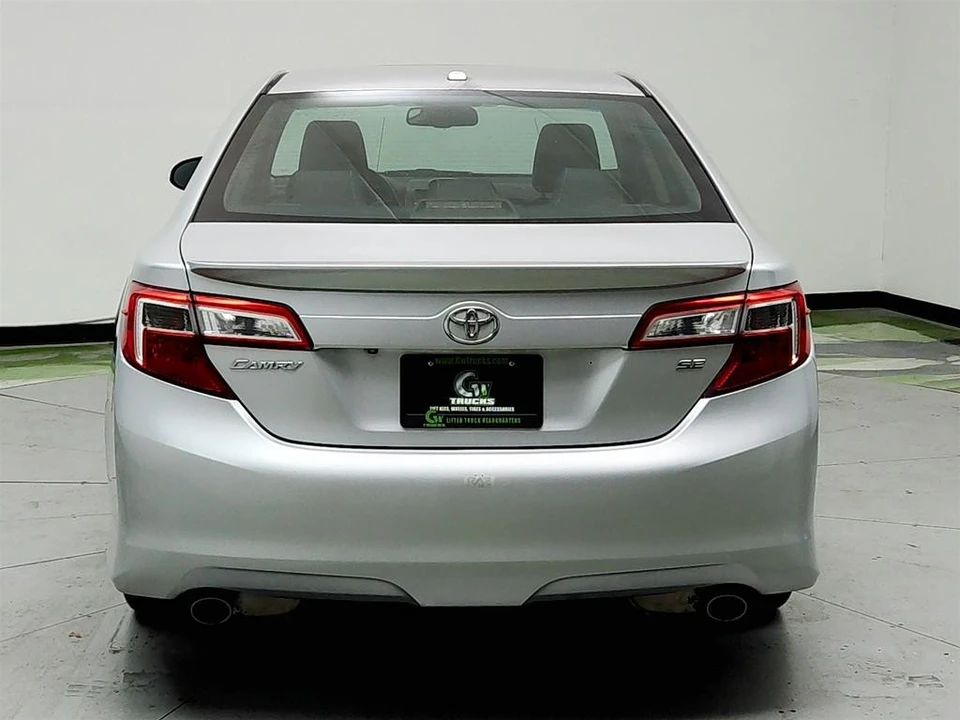 2012 Toyota Camry 7th Gen - Image 6 of 12