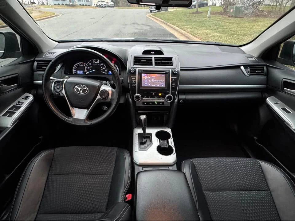 2012 Toyota Camry 7th Gen - Image 8 of 12