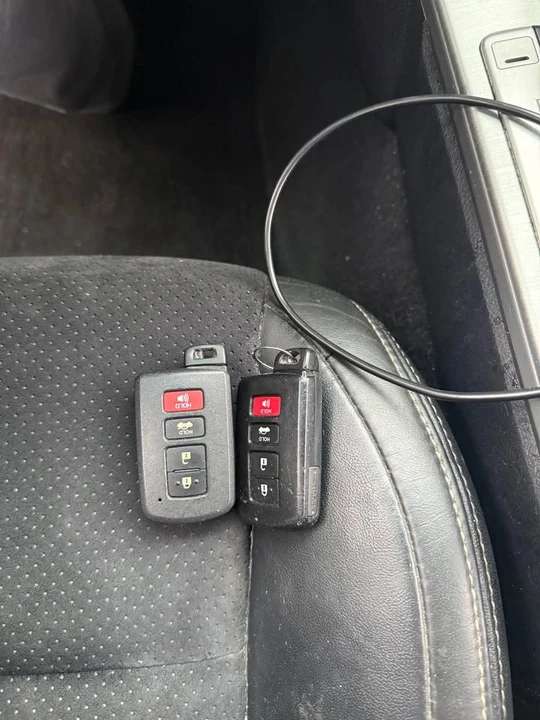 2012 Toyota Camry 7th Gen - Image 2 of 13