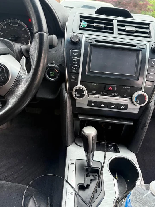 2012 Toyota Camry 7th Gen - Image 7 of 13