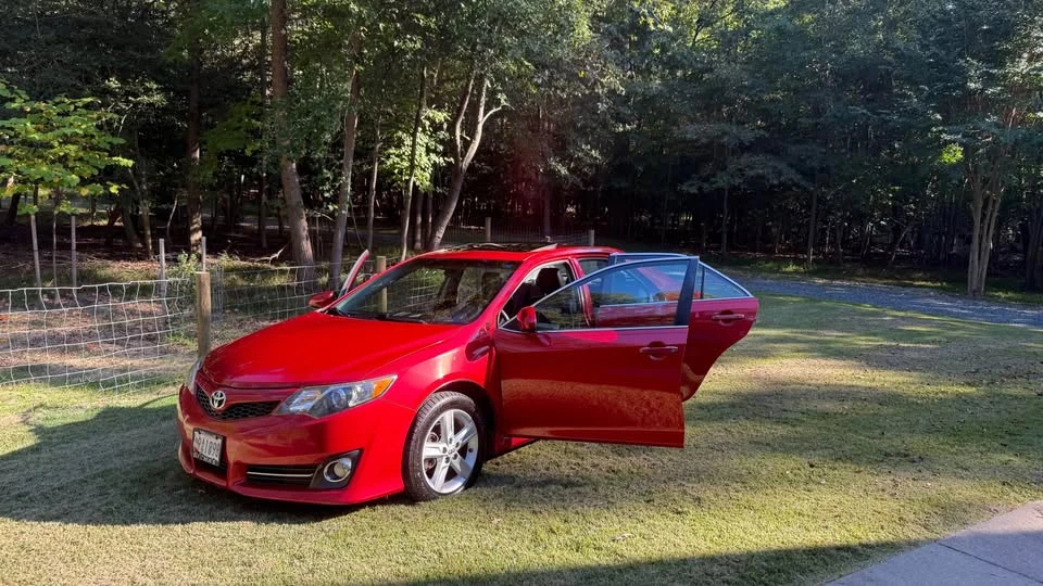 2012 Toyota Camry 7th Gen - Image 6 of 9