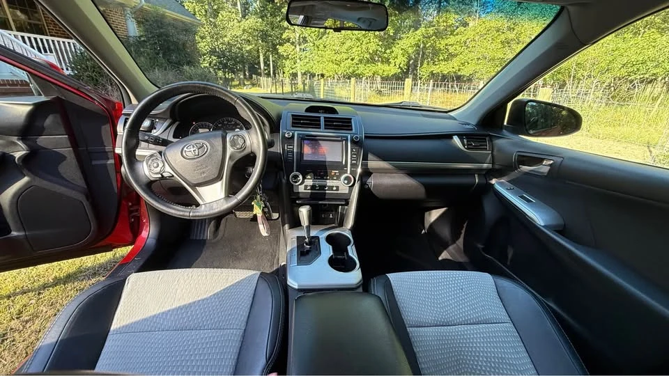 2012 Toyota Camry 7th Gen - Image 3 of 9