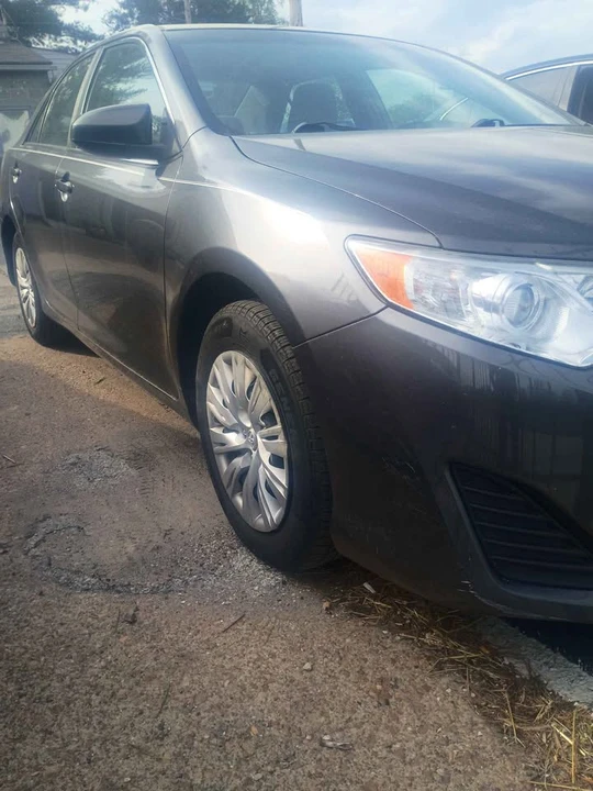 2012 Toyota Camry 7th Gen - Image 3 of 9