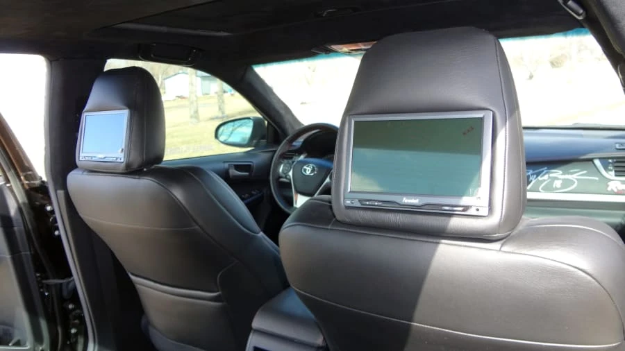 2012 Toyota Camry 7th Gen - Image 7 of 12