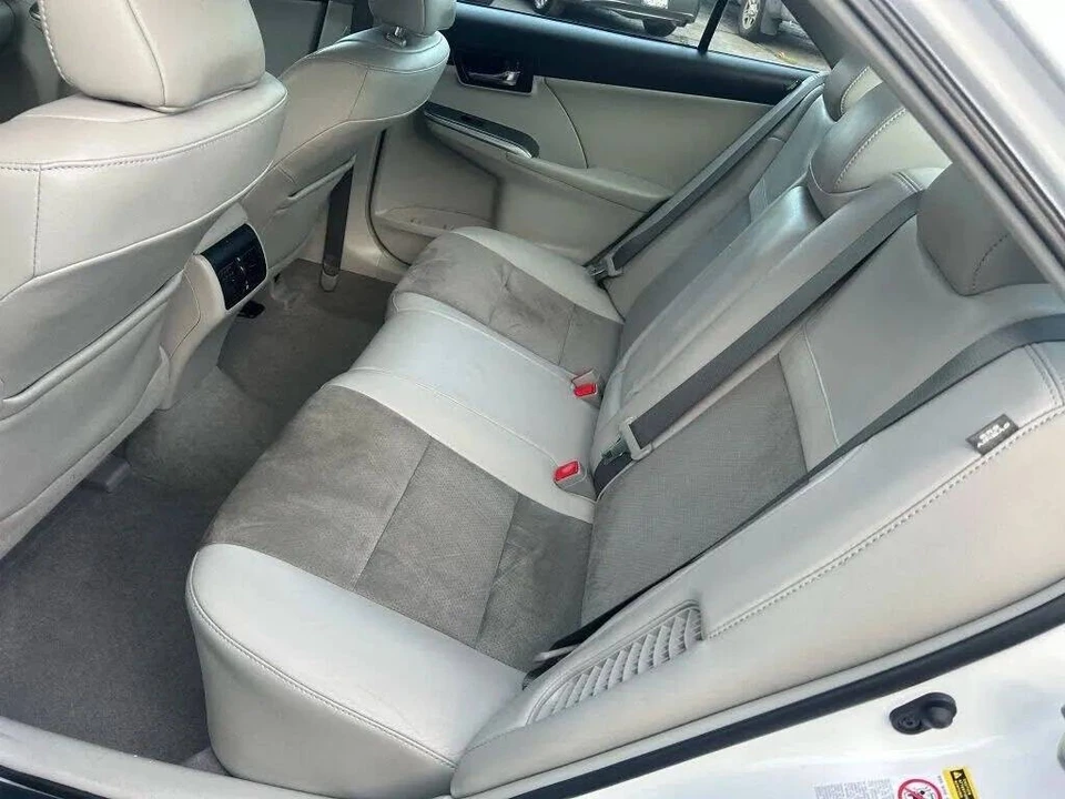 2012 Toyota Camry 7th Gen - Image 15 of 15