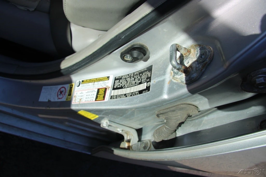2012 Toyota Camry 7th Gen - Image 12 of 21