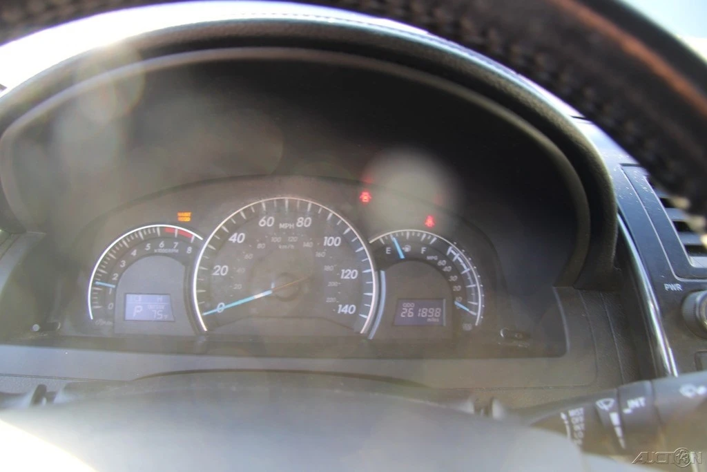2012 Toyota Camry 7th Gen - Image 16 of 21