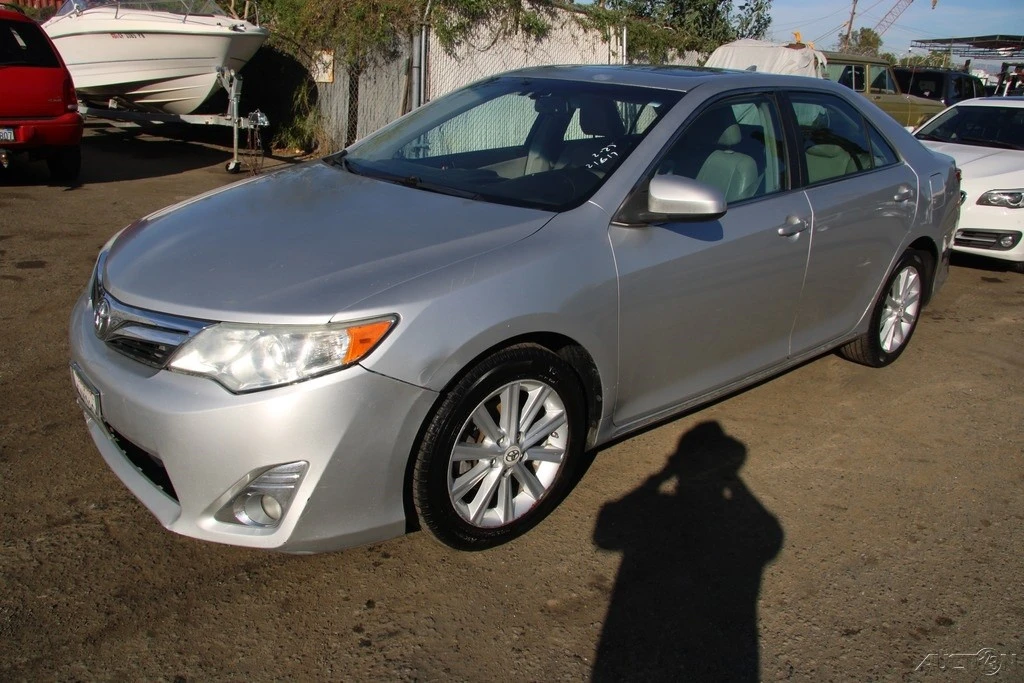2012 Toyota Camry 7th Gen - Image 10 of 21