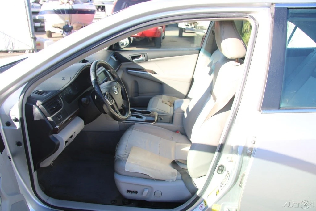 2012 Toyota Camry 7th Gen - Image 14 of 21