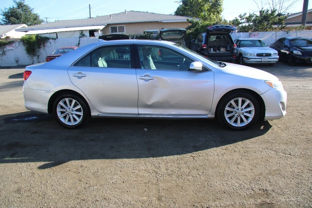 2012 Toyota Camry 7th Gen - Image 3 of 21